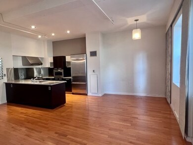 88 Kingston St unit 5F, Boston, MA 02111 - photo 4