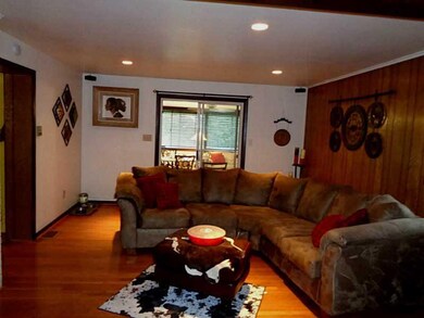 Family Room.