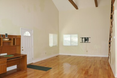 202 Rainbow Cir, Scottsville, KY 42164 - photo 4