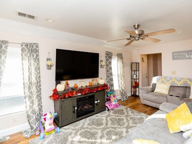 28 Linden St, North Easton, MA 02356 - photo 5