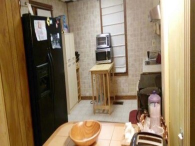 15 James St, Rutland, VT 05701 - photo 3