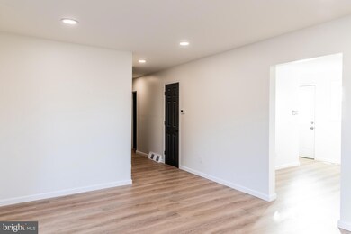 175 Marshall Ave, Gibbstown, NJ 08027 - photo 6