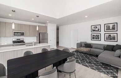 175 Quincy Ct unit B216, Perth Amboy, NJ 08861 - photo 3