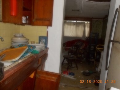 610 E Janisch Rd, Houston, TX 77022 - photo 2