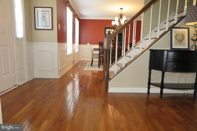 7701 Sandstone Ct, Ellicott City, MD 21043 - photo 3