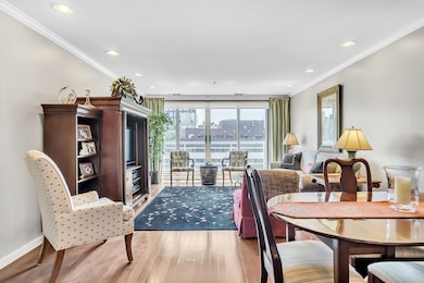 Thomas Graves Landing unit 602, Cambridge, MA 02141 - photo 3