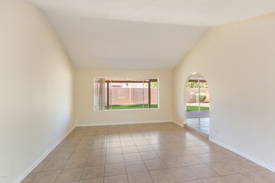 5001 E charter Oak-5