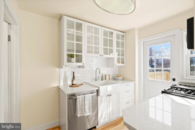 2261 Arlington Terrace, Alexandria, VA 22303 - photo 3