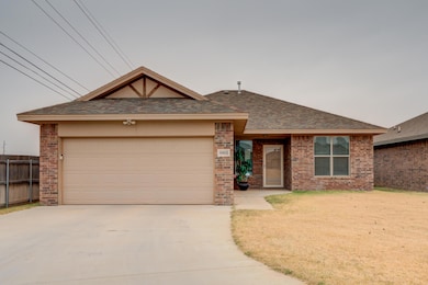 9801 Avenue R, Lubbock, TX 79423 - photo 2