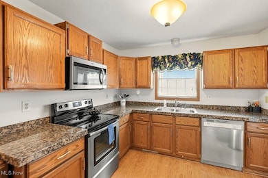 120 Talsman Dr unit 4, Canfield, OH 44406 - photo 2