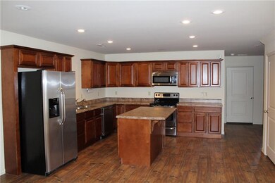 311 and 313 E Thurman St unit 1-5, Prairie Grove, AR 72753 - photo 5