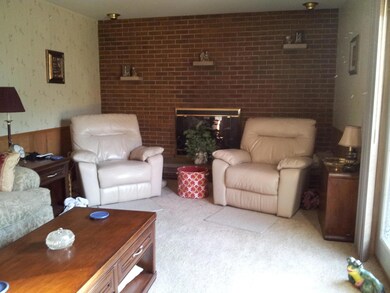 1439 Devonhurst Dr, Columbus, OH 43232 - photo 6