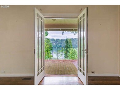 2146 Summit Dr, Lake Oswego, OR 97034 - photo 3