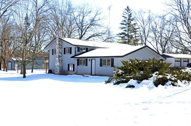 2142 Sand Hill Rd, Oregon, WI 53575 - photo 3