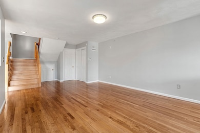 54 Cavendish Cir, Salem, MA 01970 - photo 5