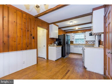 395 E Montgomery Ave, Ardmore, PA 19003 - photo 7