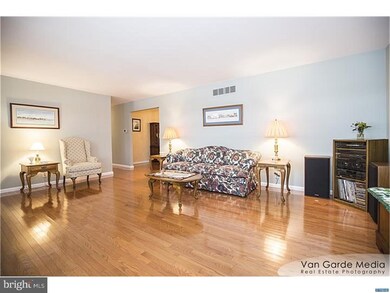 622 W 11th St, New Castle, DE 19720 - photo 3