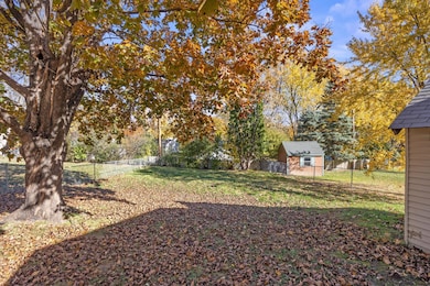 7832 58th Place N, Minneapolis, MN 55428 - photo 5