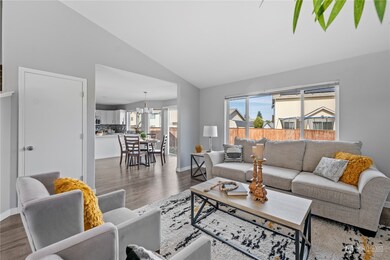 9985 Greenleaf Loop SE, Yelm, WA 98597 - photo 7