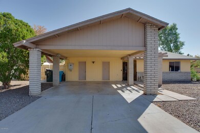 Beautiful spacious carport
