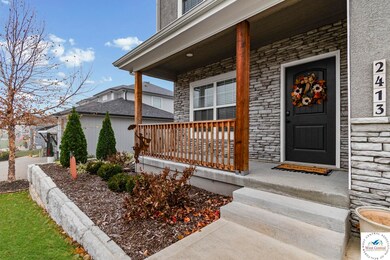 2413 SE Creek Ridge Ct, Blue Springs, MO 64014 - photo 2