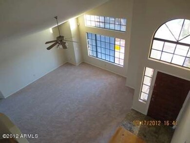 MLS-FrontRoomView3