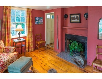 23 Waldron St, Marblehead, MA 01945 - photo 4