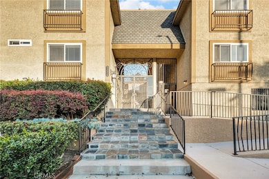 5224 Denny Ave unit 209, North Hollywood, CA 91601 - photo 2