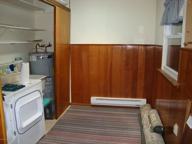 13a Snowberry 019
