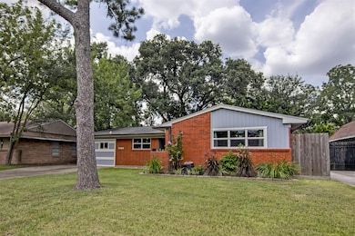 5414 W 43rd St, Houston, TX 77092 - photo 6