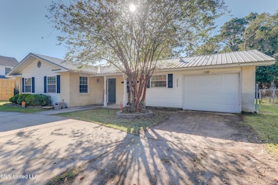 3113 Beachview Dr, Ocean Springs, MS 39564 - photo 3