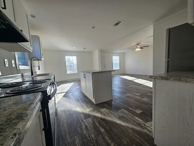 1029 Myakka Dr unit 2095, North Fort Myers, FL 33917 - photo 3