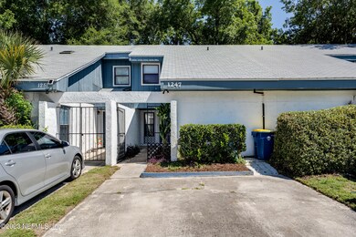 1247 Bayshore Dr N