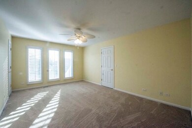 1825 Morgan Cir, Naperville, IL 60565 - photo 3