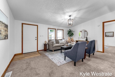 11-KYL00382