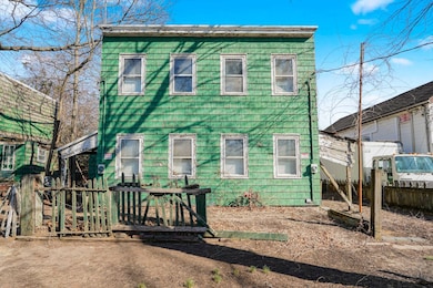 81 Kreischer St, Staten Island, NY 10309 - photo 2