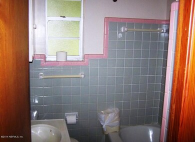 6454 Solandra Dr, Jacksonville, FL 32210 - photo 5