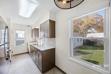 2545 Glenside Blvd, Muskegon, MI 49441 - photo 5