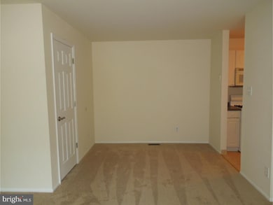 2009 Ravens Row unit 2009, Marlton, NJ 08053 - photo 4