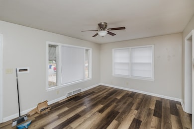 840 S Broadview St, Wichita, KS 67218 - photo 5