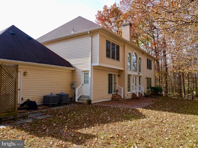 5400 Heatherford Ct, Fairfax, VA 22030 - photo 6