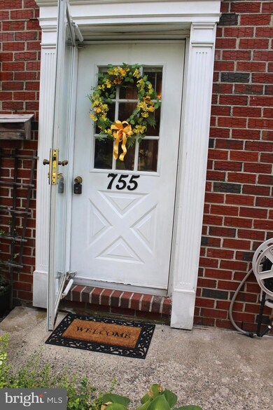 755 Jefferson St, Red Hill, PA 18076 - photo 5