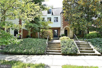 3224 Klingle Rd NW, Washington, DC 20008 - photo 2