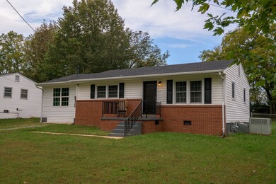 219 Chestnut Dr, Shelbyville, TN 37160 - photo 2