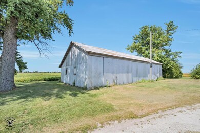 1258 E 2900 Rd N, Clifton, IL 60927 - photo 4