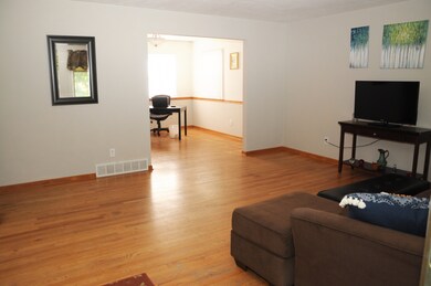 2211 Hermon Ave, Zion, IL 60099 - photo 3