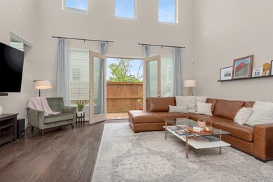 1126 Shepherd Oaks Dr, Houston, TX 77018 - photo 5