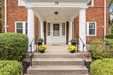 32 E North Broadway St, Columbus, OH 43214 - photo 3