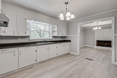 2361 Lambert Dr, Asheboro, NC 27205 - photo 7