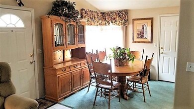 819 Bower Ln, Grants Pass, OR 97527 - photo 5